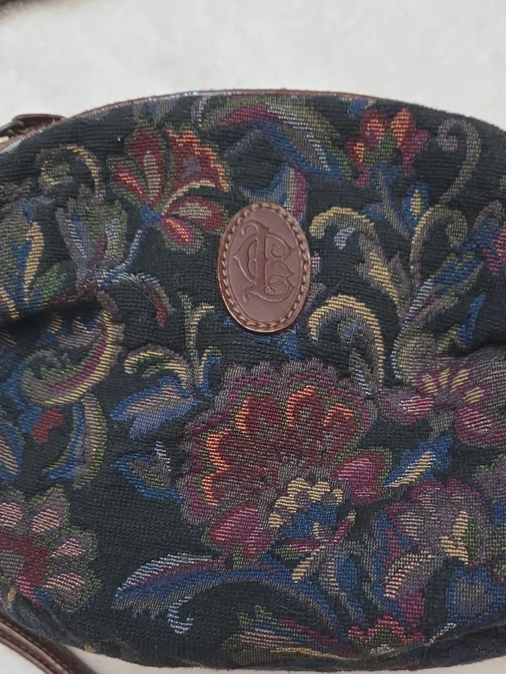 Vintage 1990  Liz Claiborne Real Leather/ Italian Tapestry